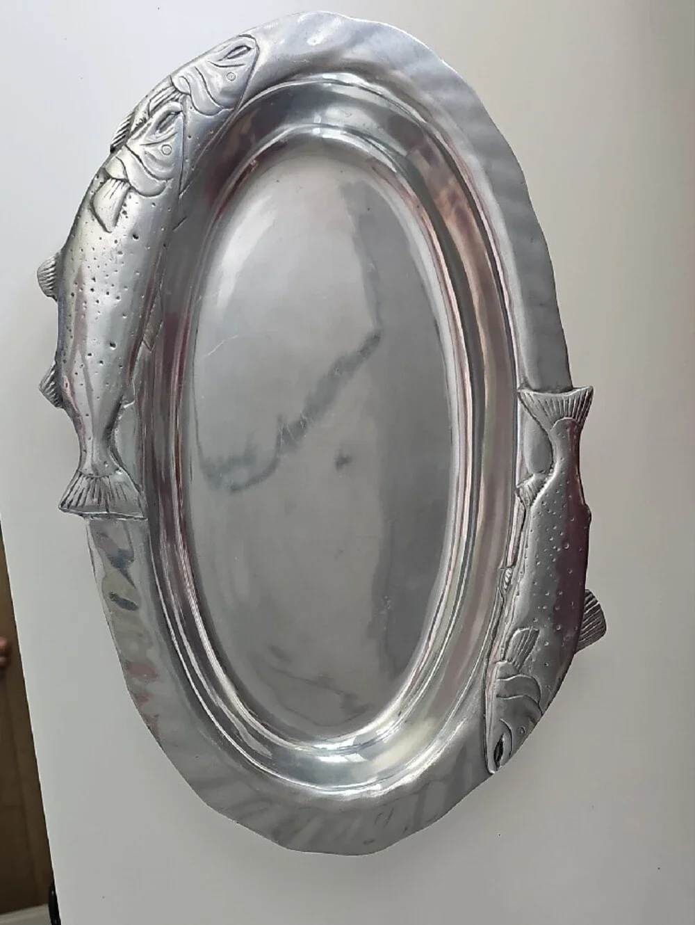 PEWTER*  Beautiful Silver Fish-Accent Oval Serving Platter - Silver**Like NEW!!!